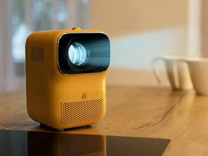 Inteligentny mini projektor