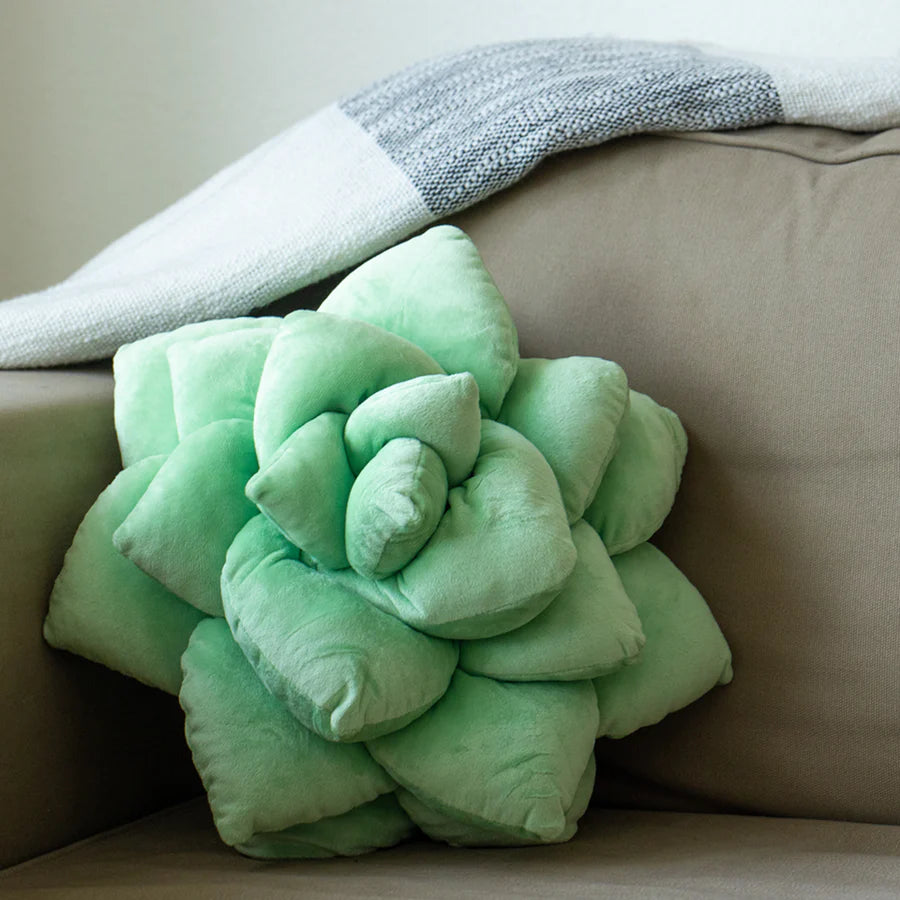 Giant Leaf Blanket